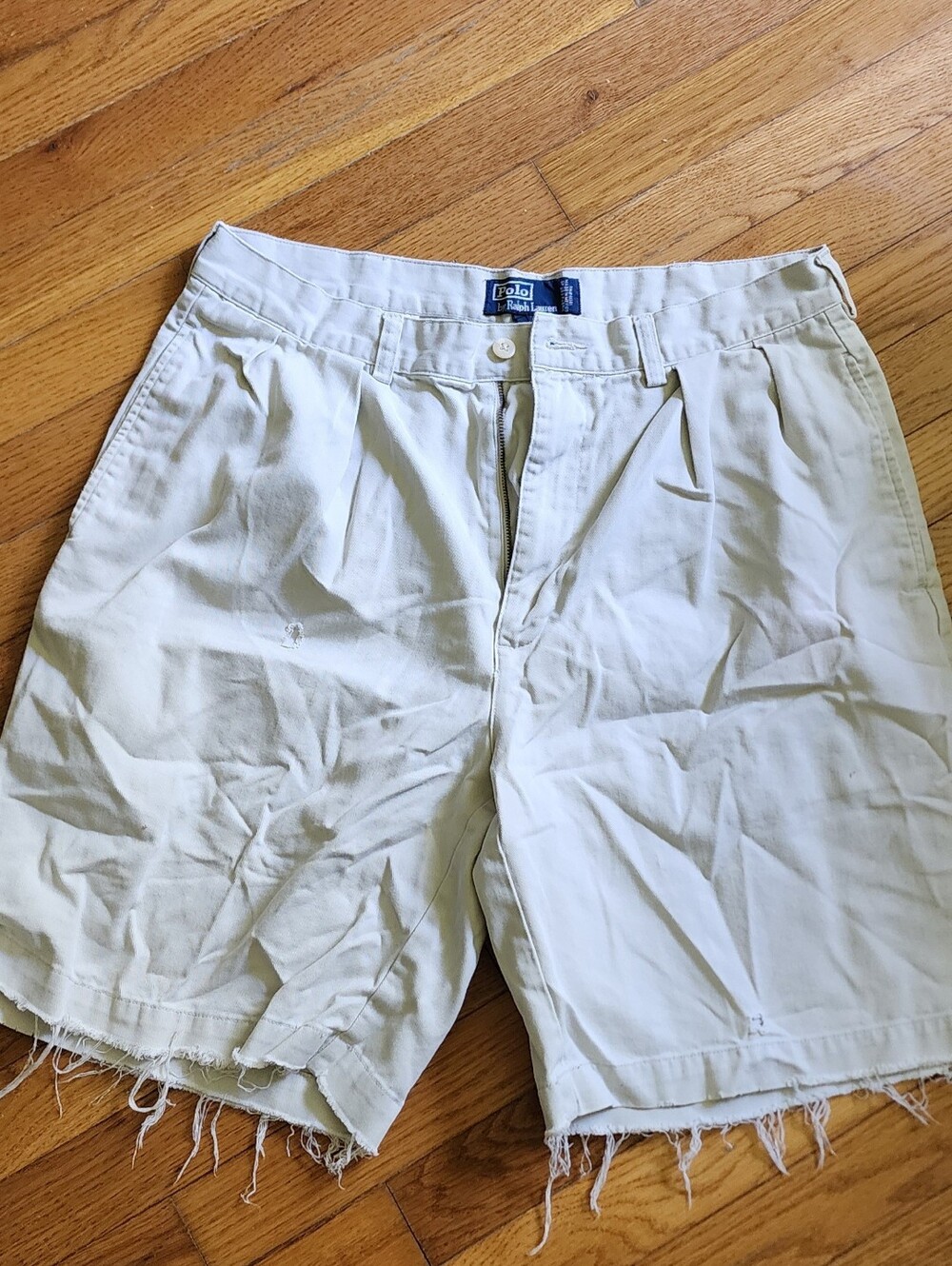 Vintage Polo Ralph Lauren "Tyler" pleated chino shorts frayed hem